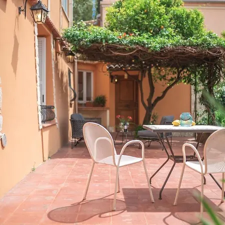 Val De Menton, 3 Pieces Atypique, Jardin Et Terrasse A 7 Minutes A Pied Du Centre Διαμέρισμα *