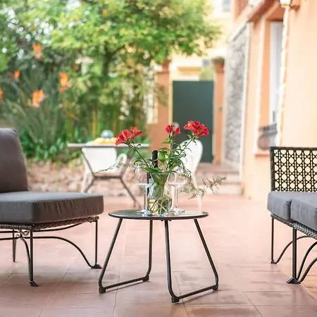 Val De Menton, 3 Pieces Atypique, Jardin Et Terrasse A 7 Minutes A Pied Du Centre Μεντόν